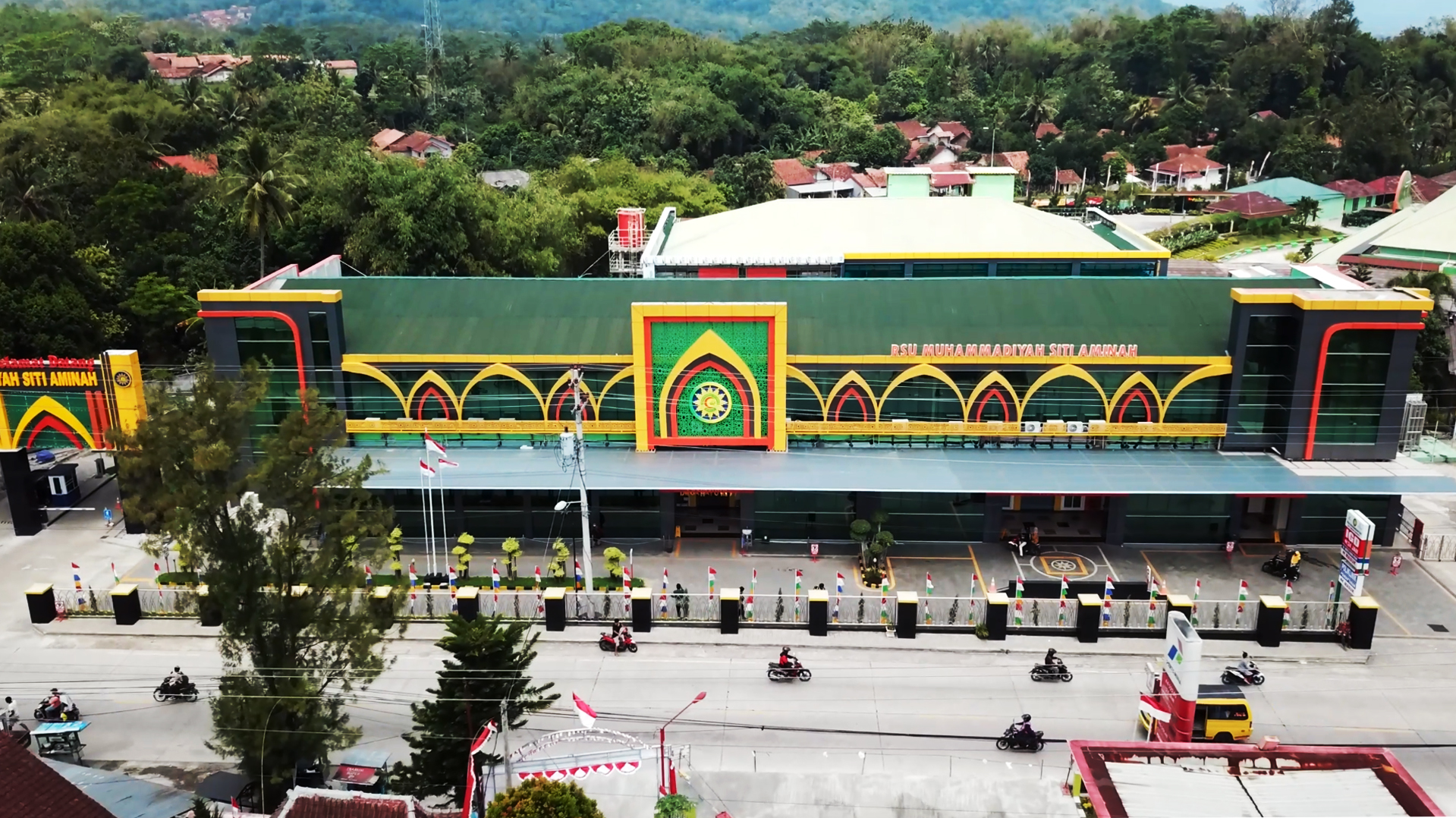 MELAYANI DENGAN SEPENUH HATI